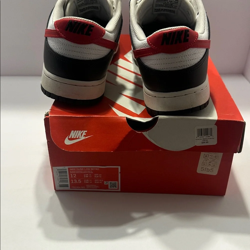 Nike Men's Black, White, and Red Sneakers dunk low retro - Picture 4 of 4